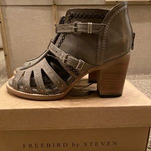 FREEBIRD Conner sandal